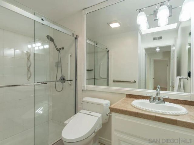 4708 Galicia Way, Oceanside, CA 92056