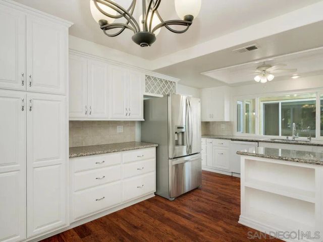 4708 Galicia Way, Oceanside, CA 92056