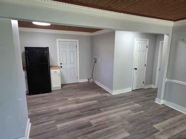 8988 Lyles Rd, Lyles, TN 37098