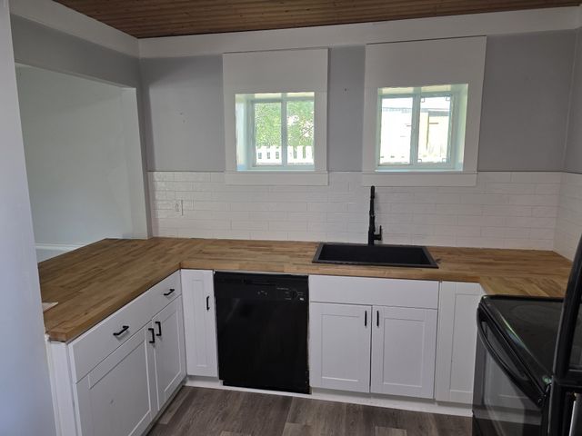 8988 Lyles Rd, Lyles, TN 37098