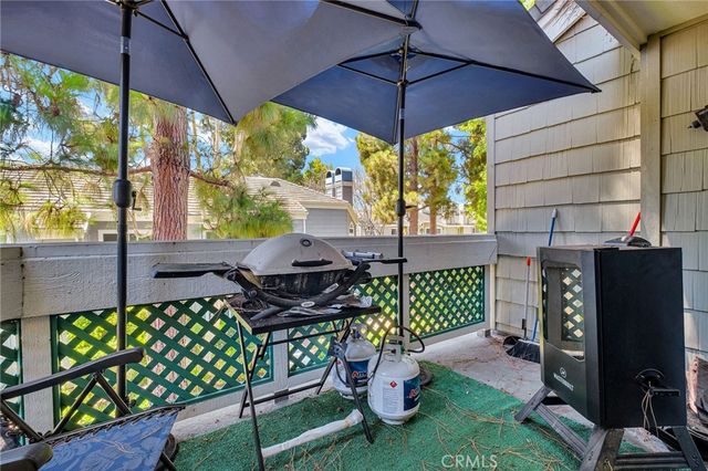7402 Yellowtail Drive 201, Huntington Beach, CA 92648