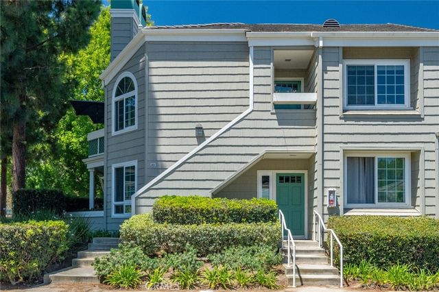 7402 Yellowtail Drive 201, Huntington Beach, CA 92648