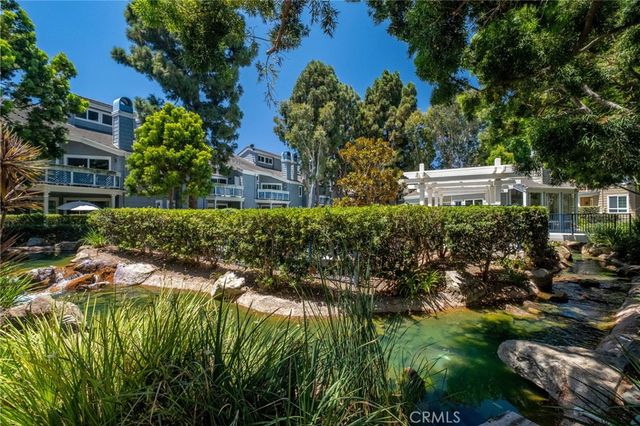 7402 Yellowtail Drive 201, Huntington Beach, CA 92648