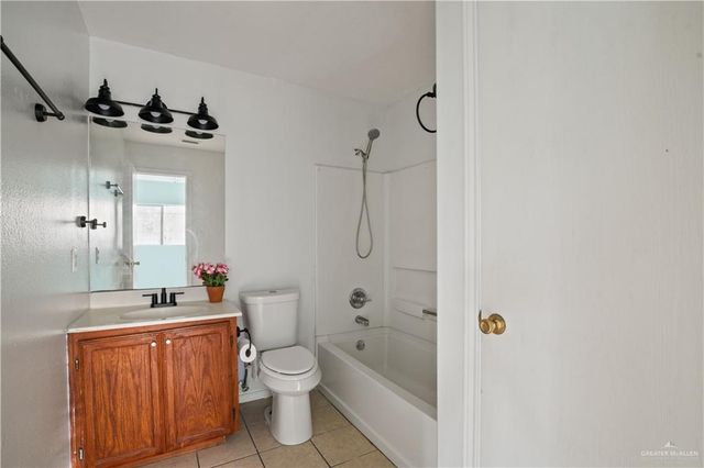 6402 S Mars Lane, Pharr, TX 78577