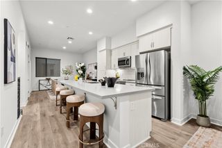 255 Elm, Long Beach, CA 90802