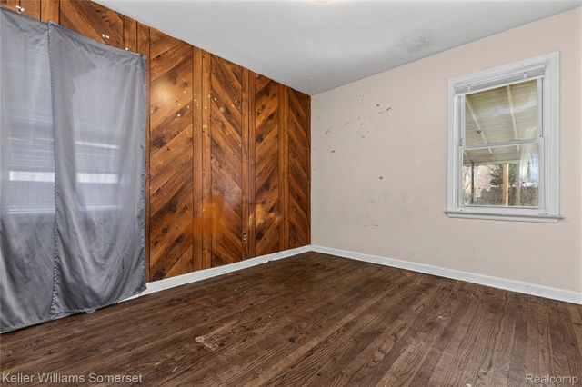 8626 Brace Street, Detroit, MI 48228