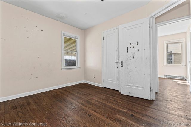 8626 Brace Street, Detroit, MI 48228