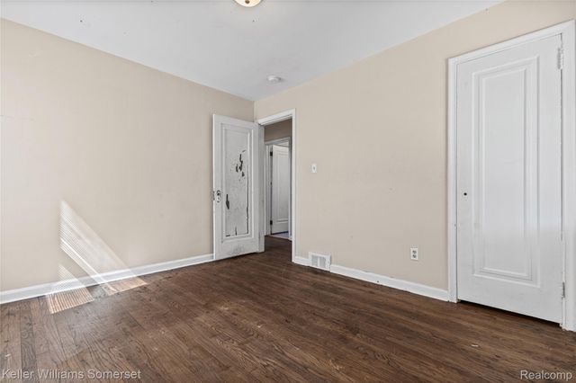 8626 Brace Street, Detroit, MI 48228