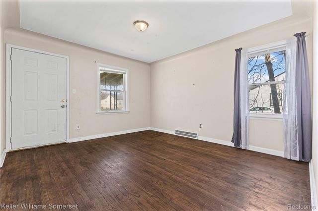 8626 Brace Street, Detroit, MI 48228