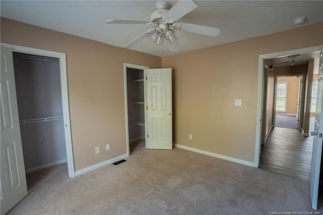 4182 Owls Head Road, Fayetteville, NC 28306