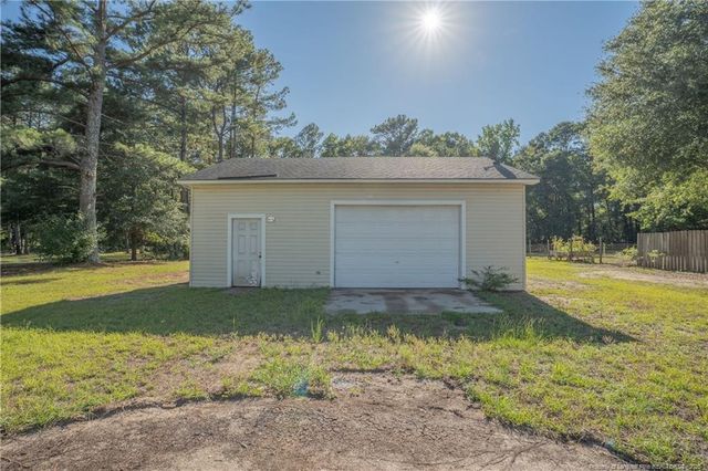 4182 Owls Head Road, Fayetteville, NC 28306