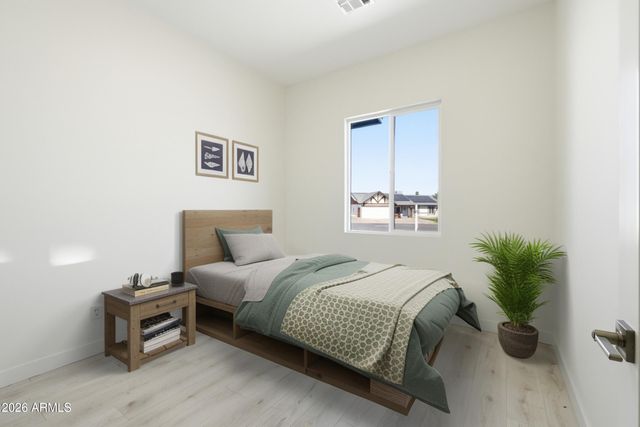 2245 E CAPRI Circle, Mesa, AZ 85204