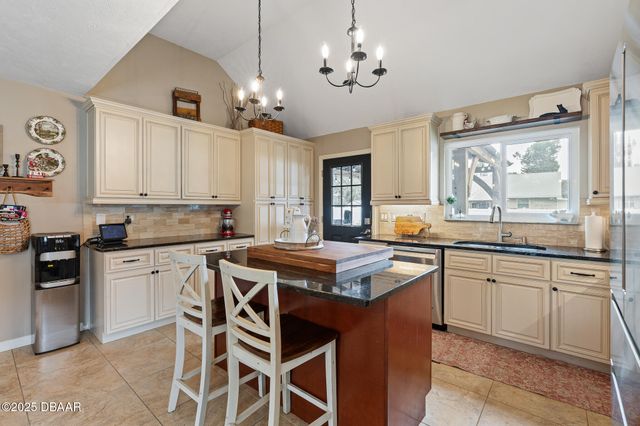 2217 Swoope Drive, New Smyrna Beach, FL 32168