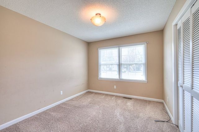 105 Kingwood Ave, Shelbyville, TN 37160