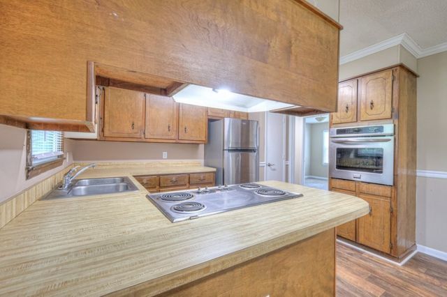 105 Kingwood Ave, Shelbyville, TN 37160