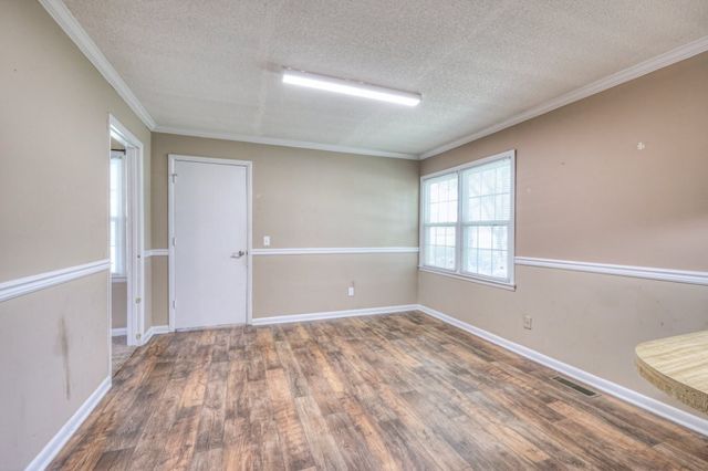 105 Kingwood Ave, Shelbyville, TN 37160