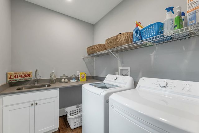 28 Settlers Ridge Road, Windham, NH 03087