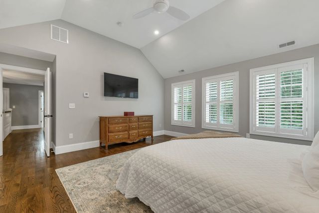 28 Settlers Ridge Road, Windham, NH 03087