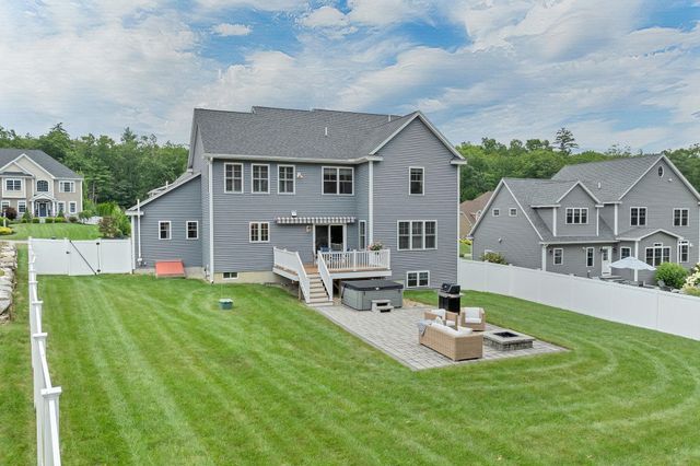 28 Settlers Ridge Road, Windham, NH 03087