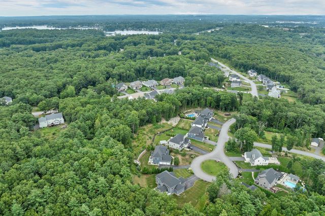 28 Settlers Ridge Road, Windham, NH 03087