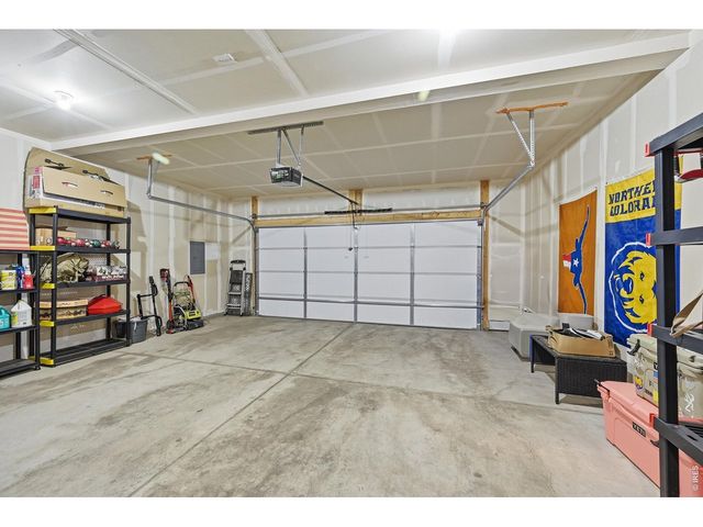 438 Mountain Bluebird Dr, Johnstown, CO 80534
