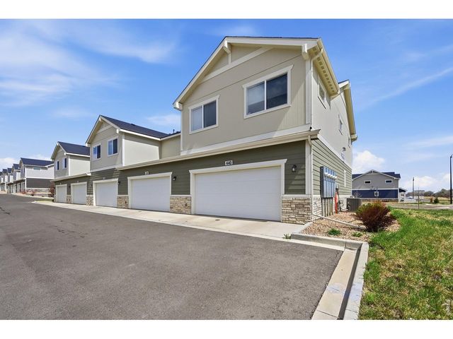 438 Mountain Bluebird Dr, Johnstown, CO 80534