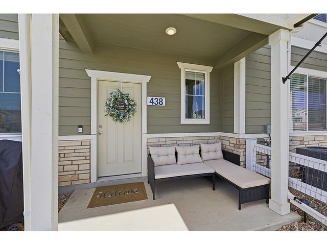 438 Mountain Bluebird Dr, Johnstown, CO 80534