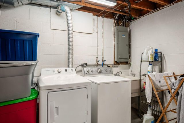 3558 Kinsale Head Drive, Columbus, OH 43221