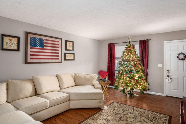 3558 Kinsale Head Drive, Columbus, OH 43221