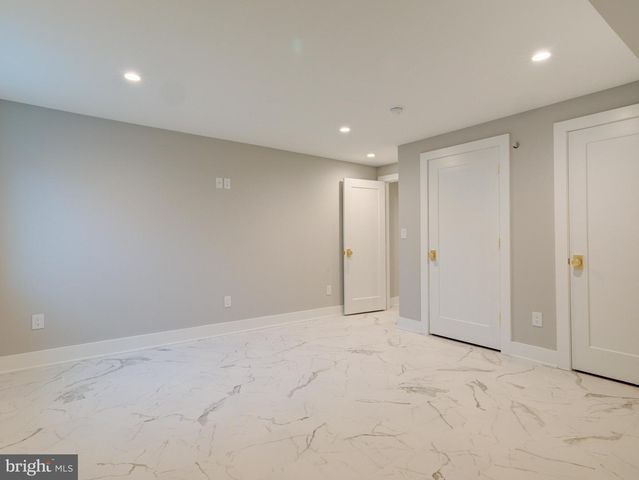 1019 E PALMER ST, Philadelphia, PA 19125