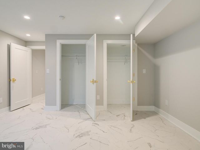 1019 E PALMER ST, Philadelphia, PA 19125