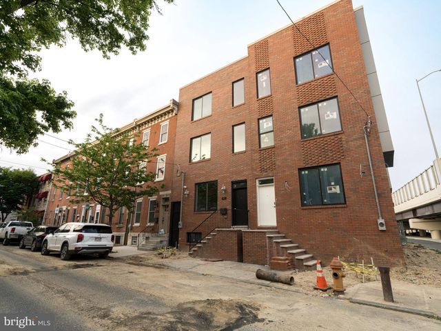 1019 E PALMER ST, Philadelphia, PA 19125