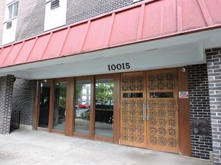 10015 Beverly Drive 105, Skokie, IL 60076