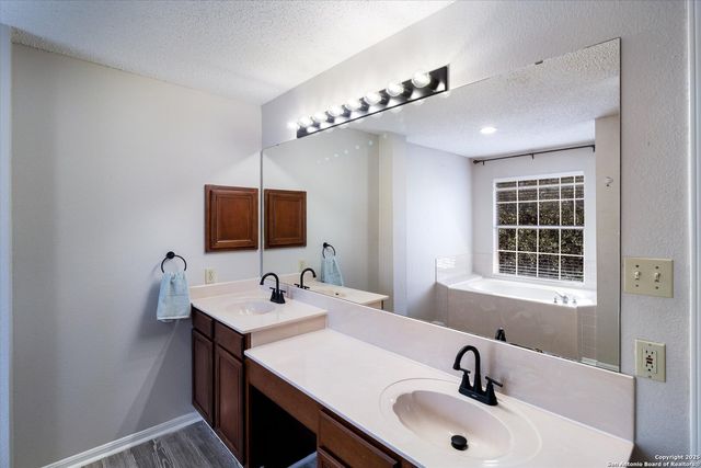 524 Slumber, San Antonio, TX 78260
