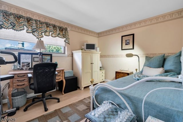 107 Bayberry Dr, Franklin Twp., NJ 08873