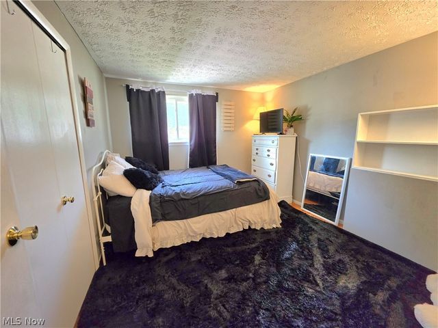 7095 Hoover Drive, Mentor, OH 44060
