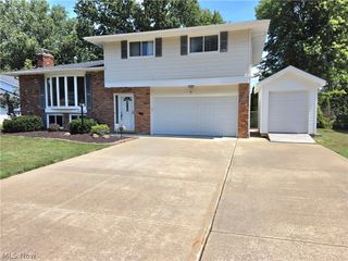 7095 Hoover Drive, Mentor, OH 44060