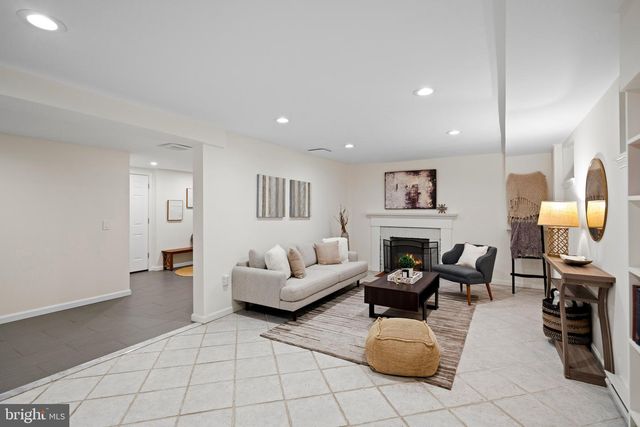 5123 BALTIMORE AVE, Bethesda, MD 20816