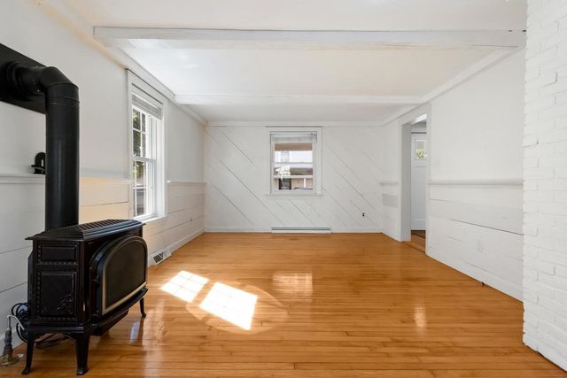 6 6th Street, Ipswich, MA 01938