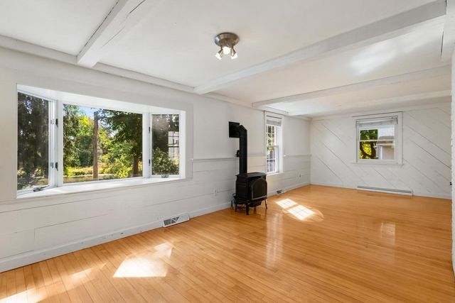6 6th Street, Ipswich, MA 01938