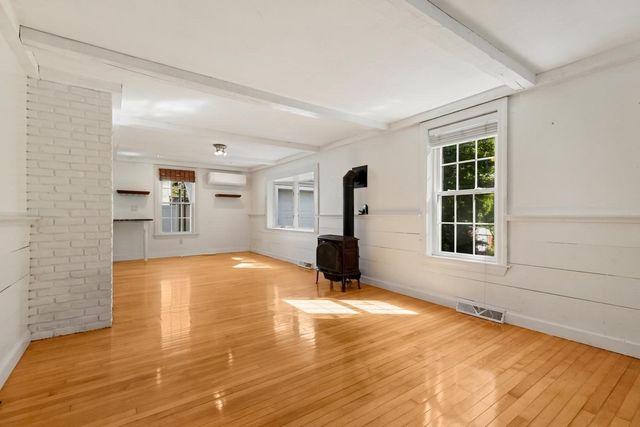 6 6th Street, Ipswich, MA 01938