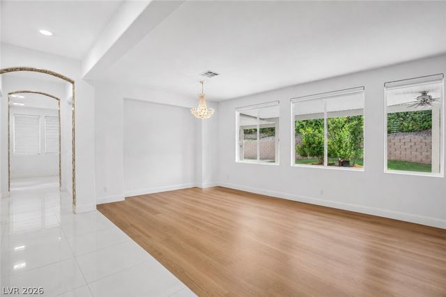 1417 Misty Moat Street, Las Vegas, NV 89117