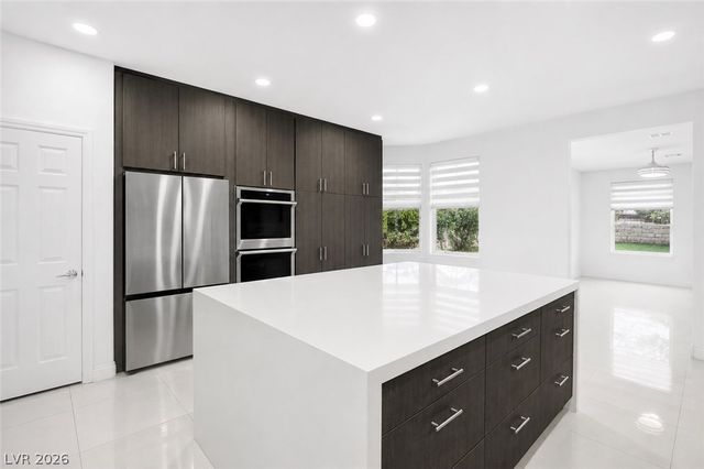 1417 Misty Moat Street, Las Vegas, NV 89117