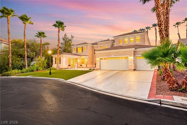 1417 Misty Moat Street, Las Vegas, NV 89117