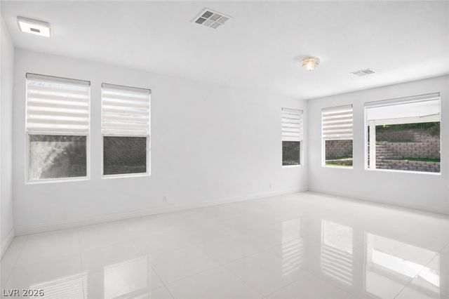 1417 Misty Moat Street, Las Vegas, NV 89117