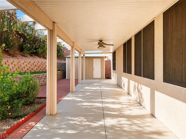 1417 Misty Moat Street, Las Vegas, NV 89117