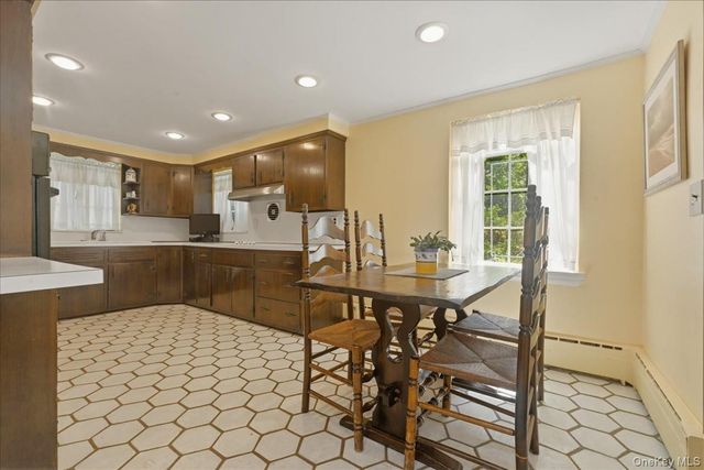 4 The Birches, Roslyn Estates, NY 11576
