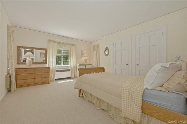 4 The Birches, Roslyn Estates, NY 11576