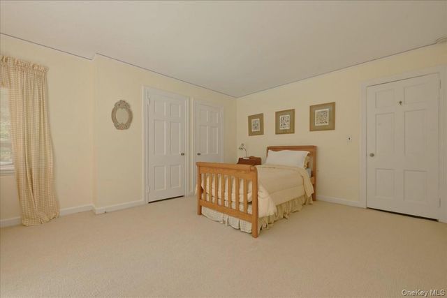 4 The Birches, Roslyn Estates, NY 11576
