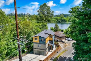 5732 Halls Lake Way, Lynnwood, WA 98036